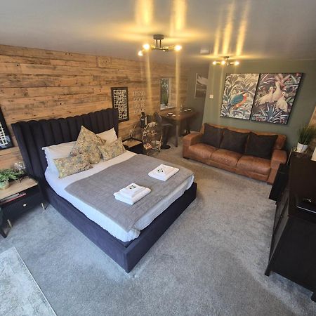 Boutique Shrewsbury Suites 外观 照片