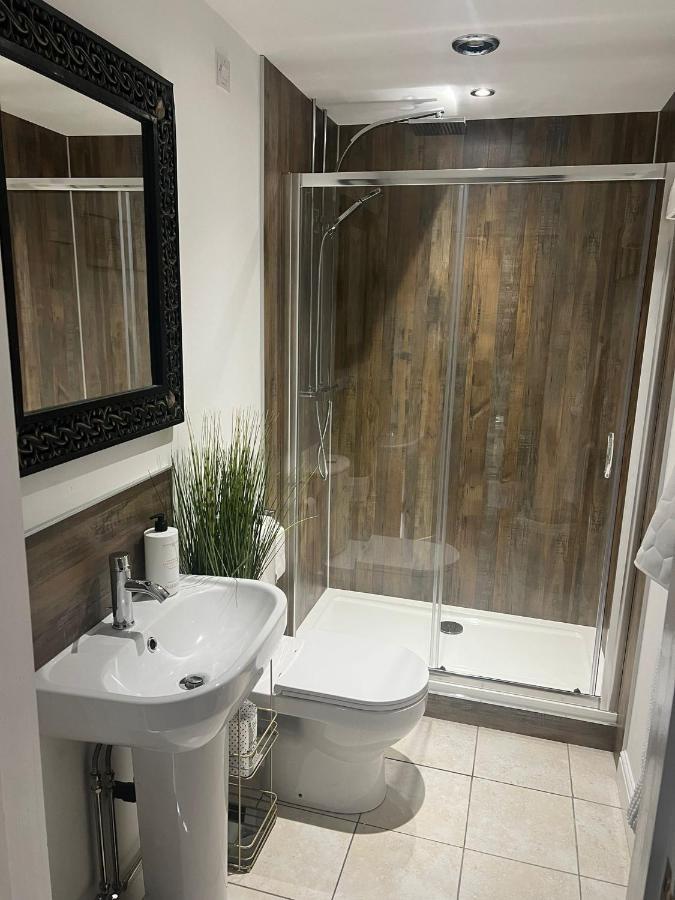 Boutique Shrewsbury Suites 外观 照片