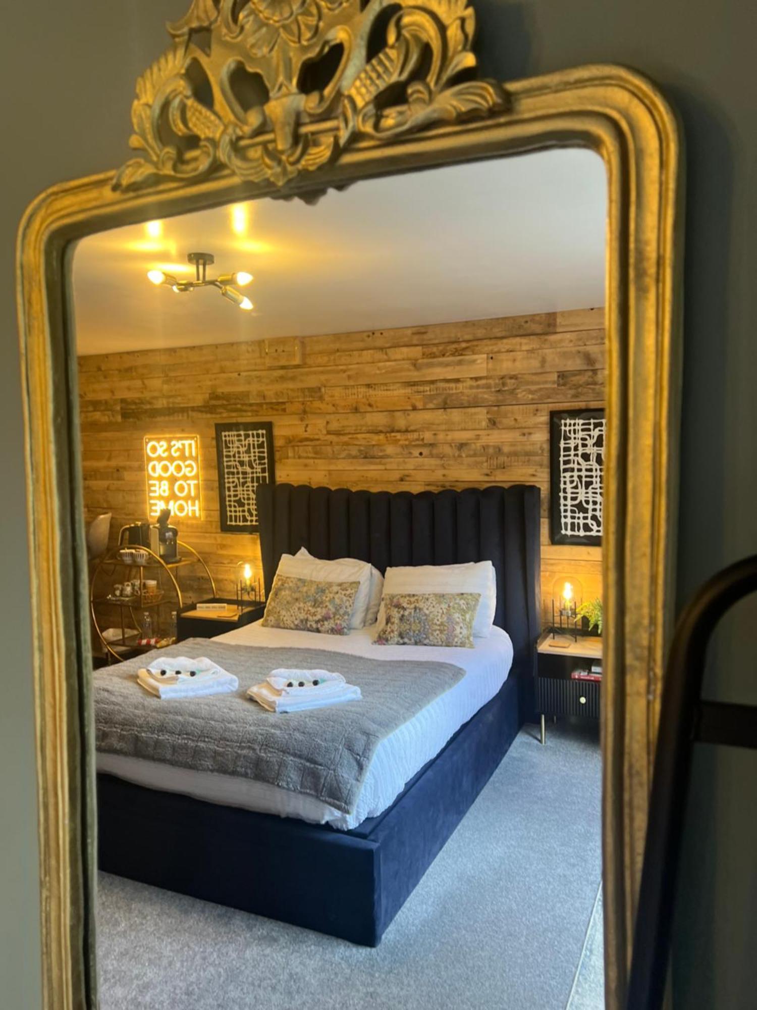 Boutique Shrewsbury Suites 外观 照片